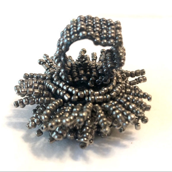 Ring - Picture 4 of 6